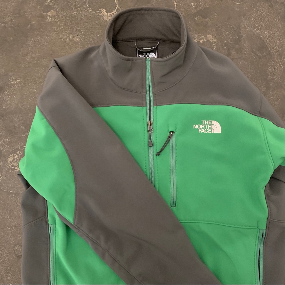 Men’s North Face Jacket